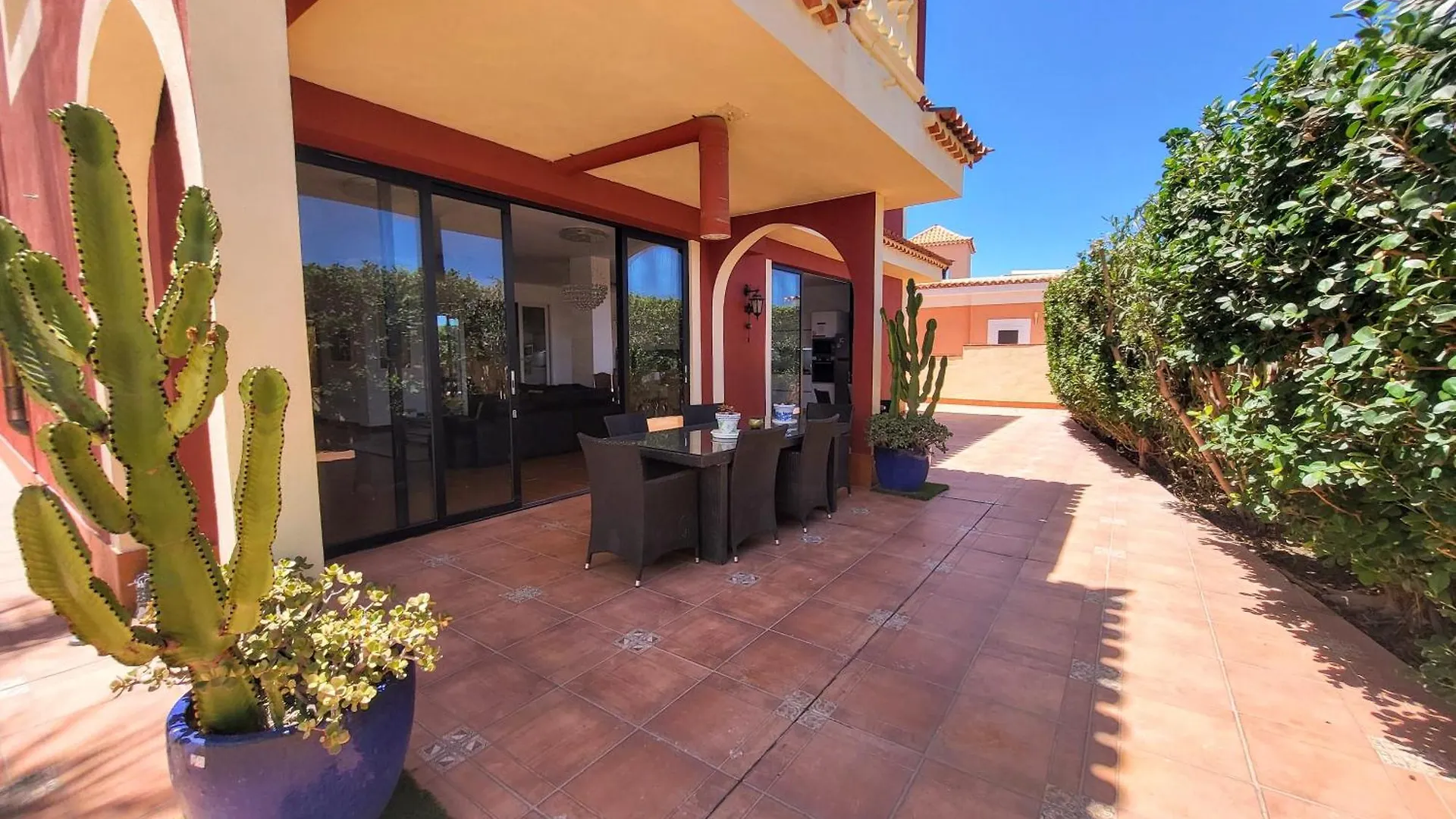 Casa Viera Villa Buzanada